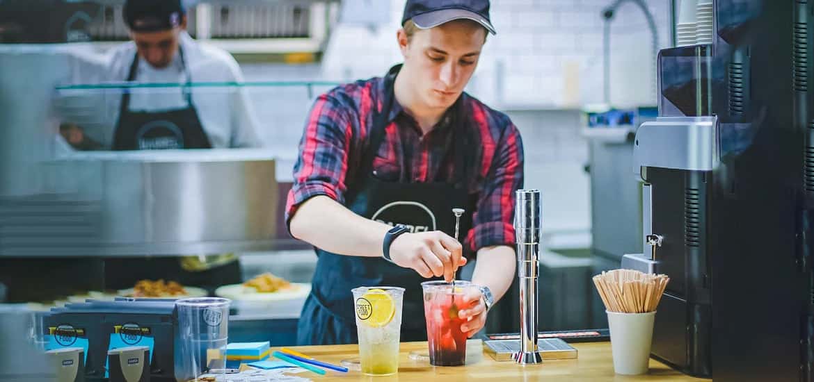 American hervest testy Apple Juice drink